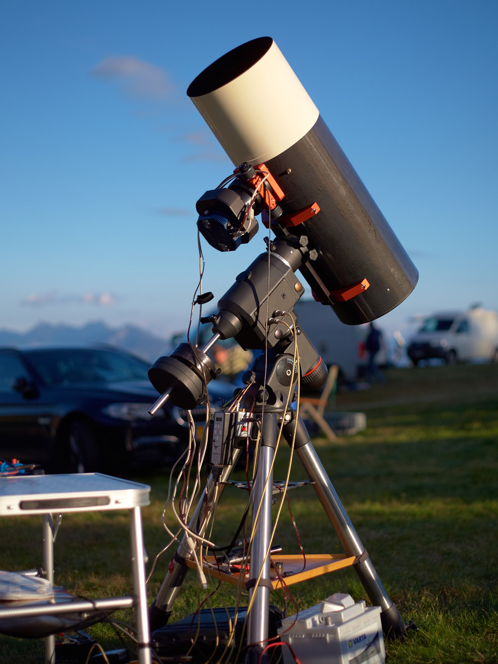 EQ6 mechanikán QSI 683 CCD kamerával, 2014-ben az Emberger-Almon. 