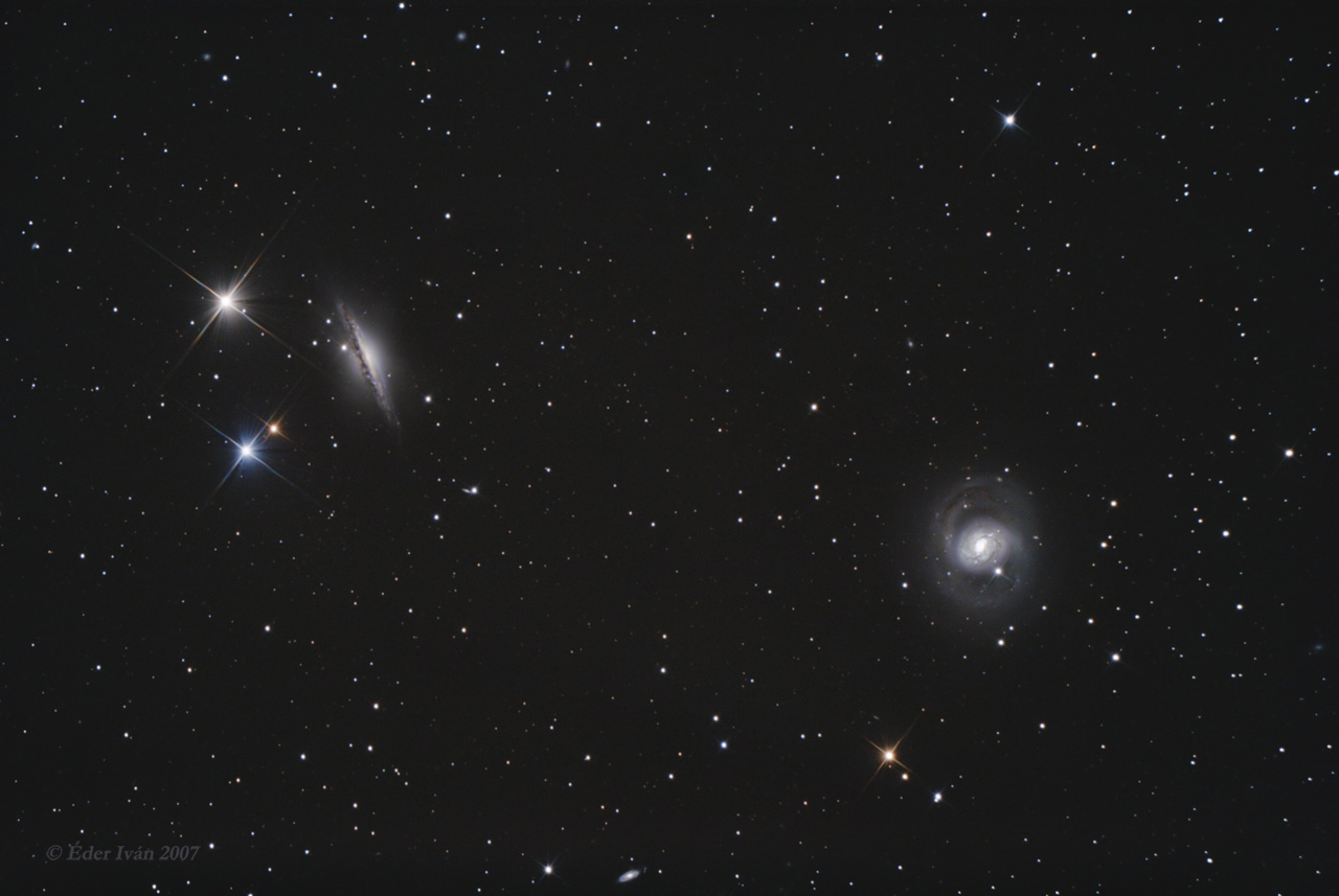 Az M 77 és az NGC 1055 galaxisok