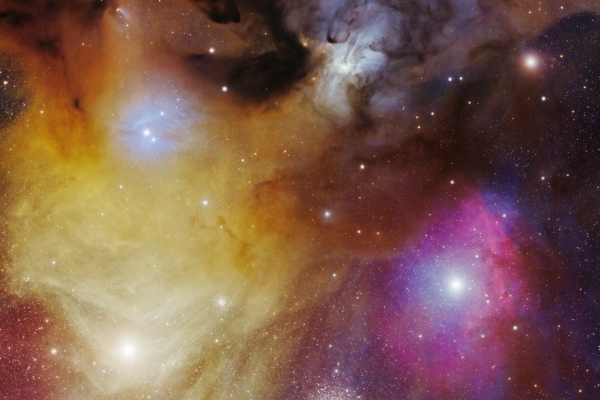 Az Antares és a Rho Ophiuchi színpompája